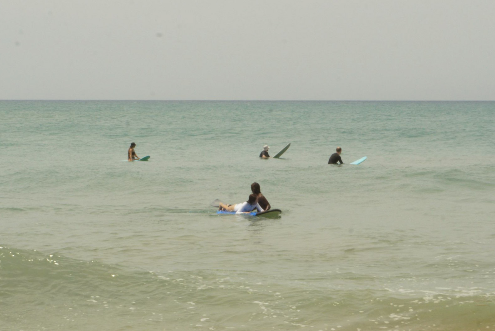 Surf lesson at Arugam Bay